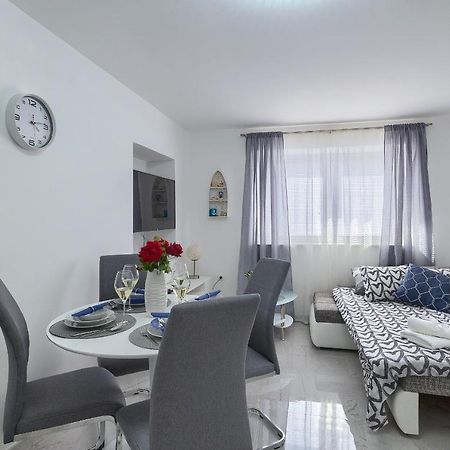 Studio Apartman Luka Помер Екстериор снимка