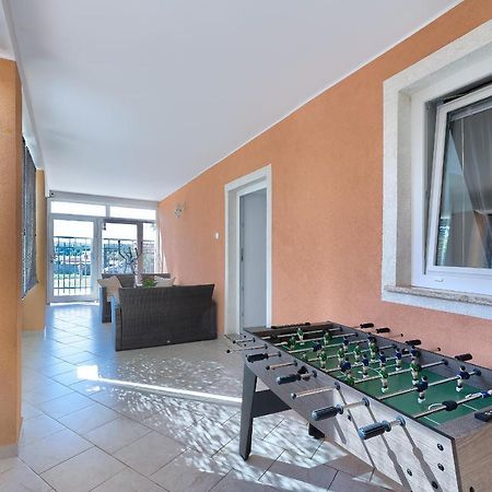Studio Apartman Luka Помер Екстериор снимка