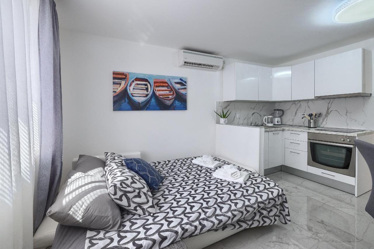 Studio Apartman Luka Помер Екстериор снимка