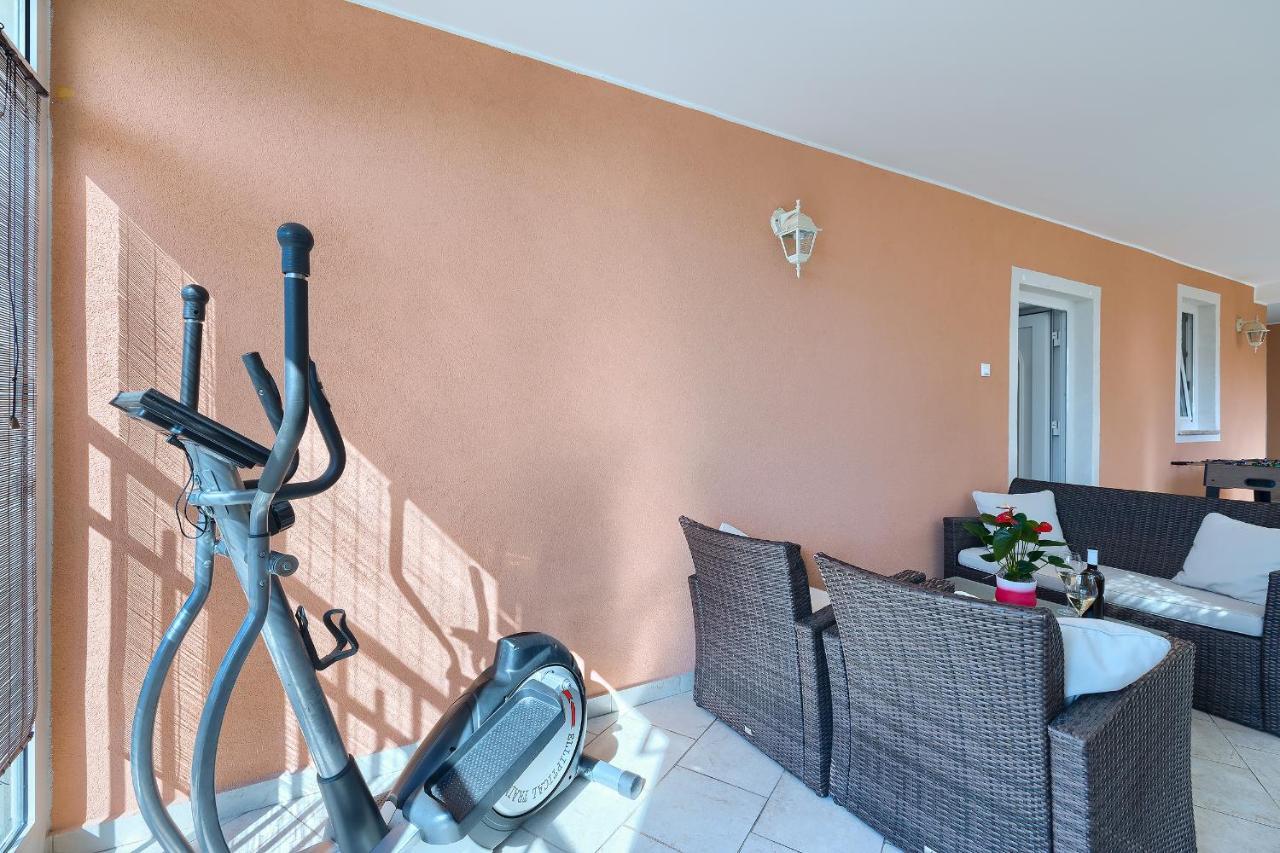 Studio Apartman Luka Помер Екстериор снимка