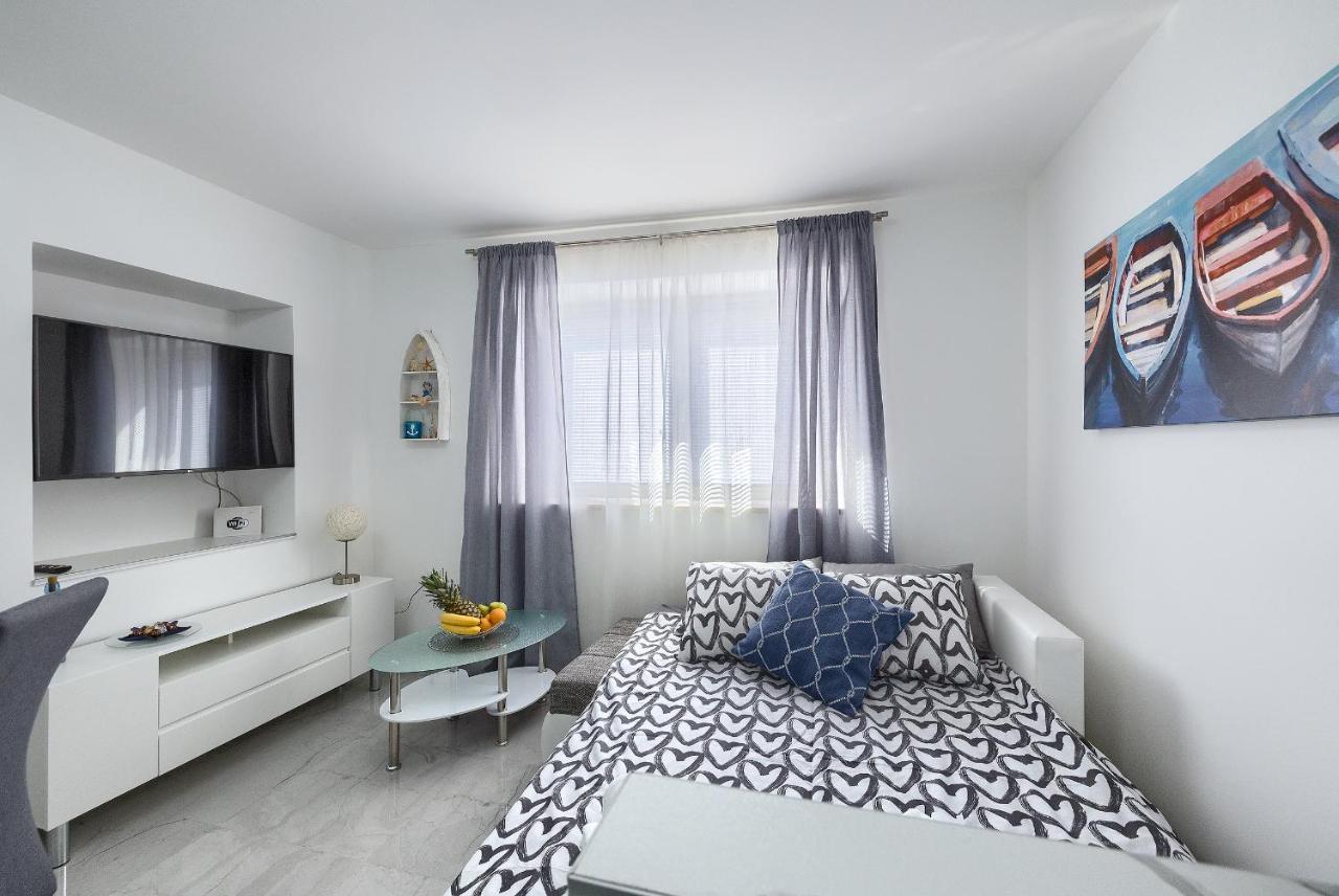 Studio Apartman Luka Помер Екстериор снимка